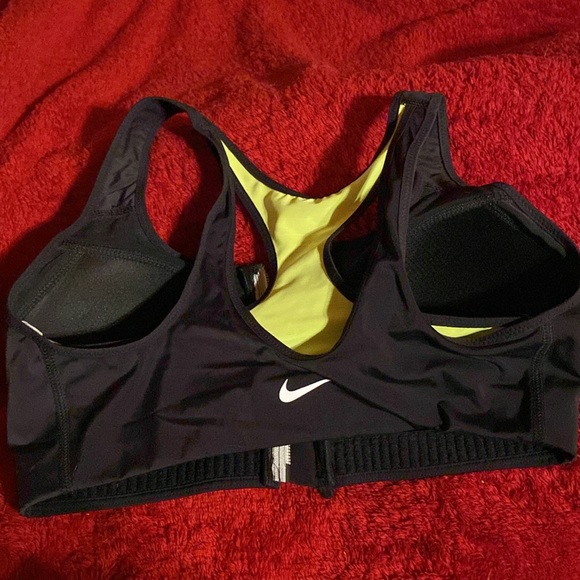 Nike Dri-Fit Sports Bra NWOT - Picture 4 of 5
